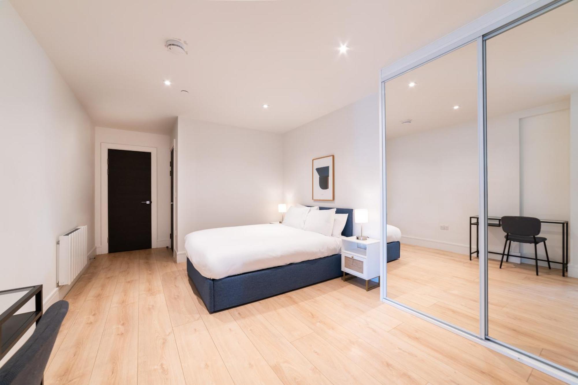 Appartamento Stylish Retreats On Olympic Way Londra Esterno foto