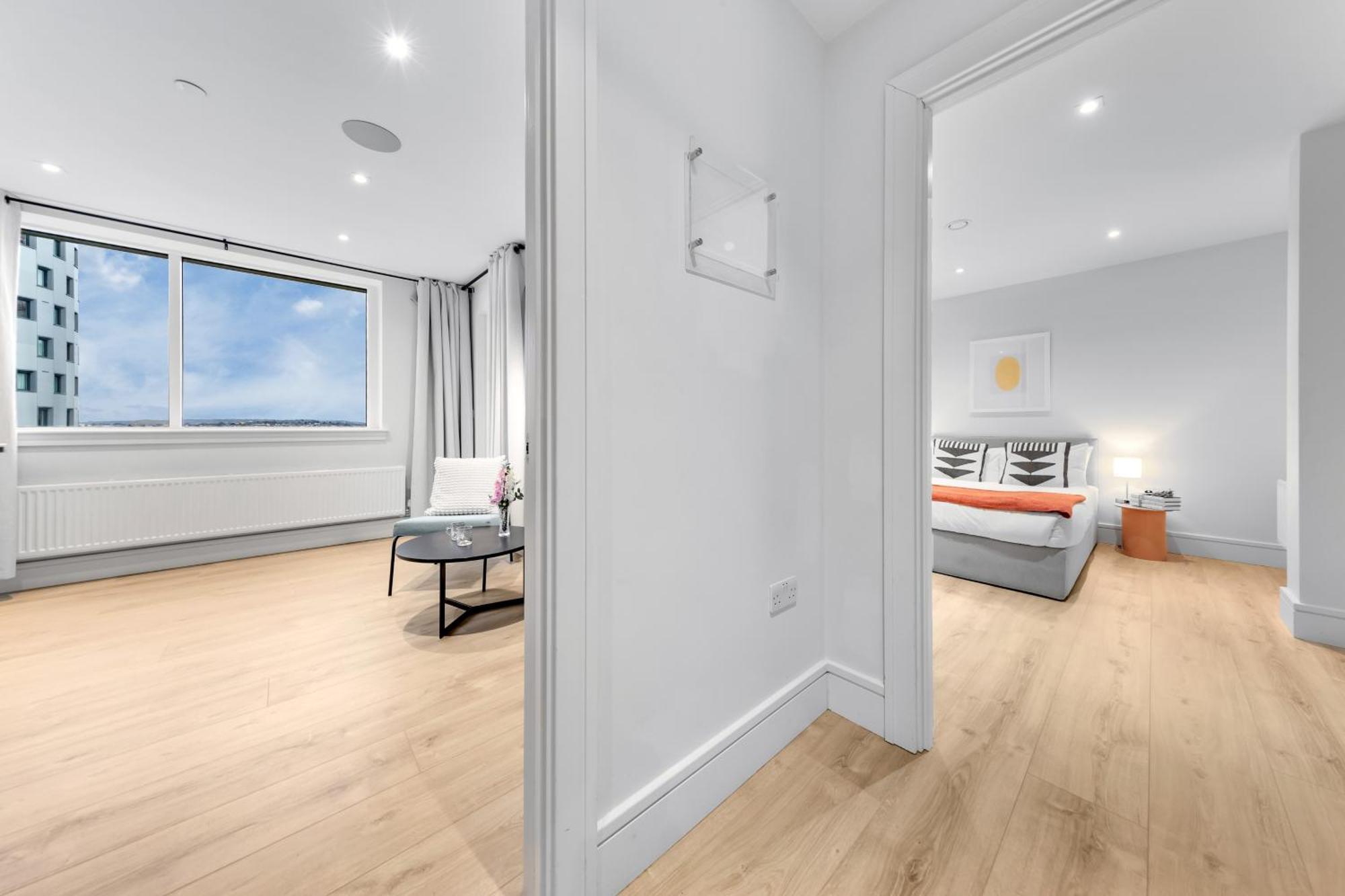 Appartamento Stylish Retreats On Olympic Way Londra Esterno foto